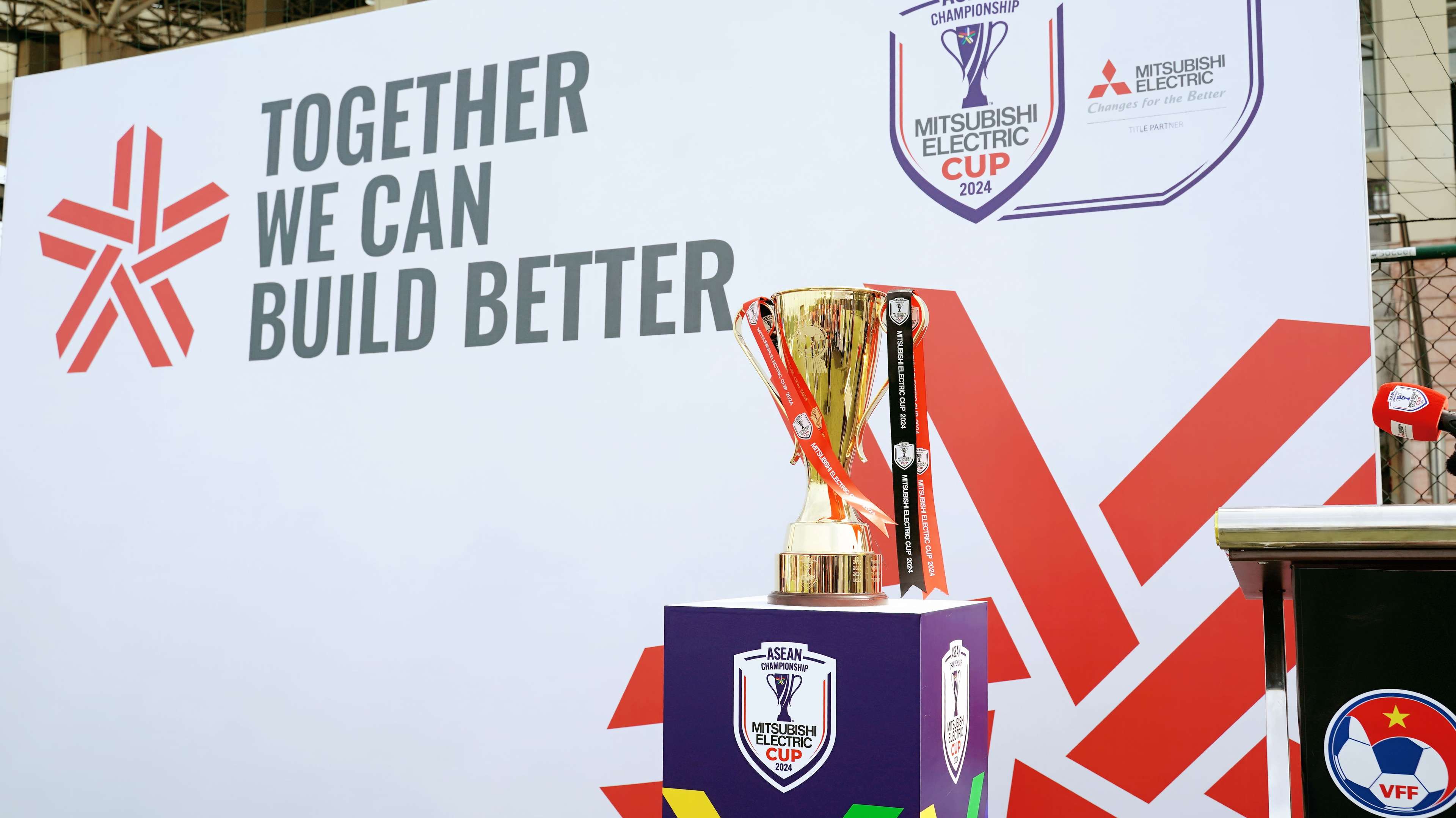 比赛因恶劣 比赛因恶劣